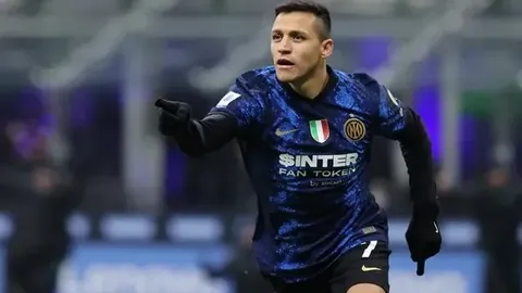 “南沙举办粤港澳帆船赛事，选手同场竞技扬帆起航”